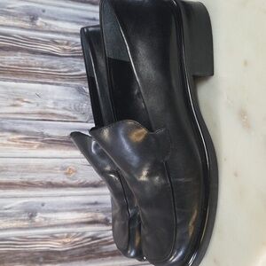 Franco Sarto Classic Black Leather Women's Loafers Size 7